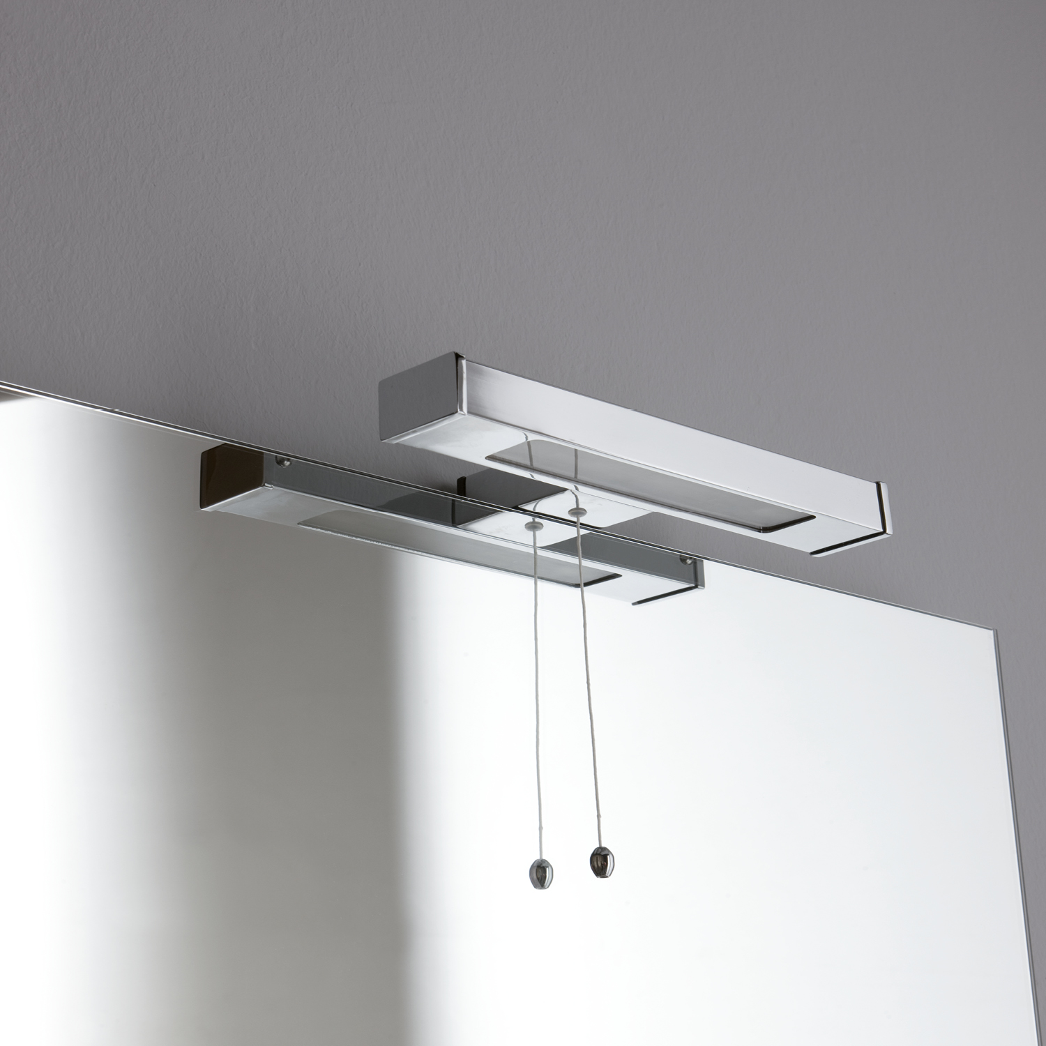 К-т свет-ка VERONICA SC IP44 245мм 2X40W, хром с выкл. К-т свет-ка VERONICA SC IP44 245мм 2X40W, хром с выкл.