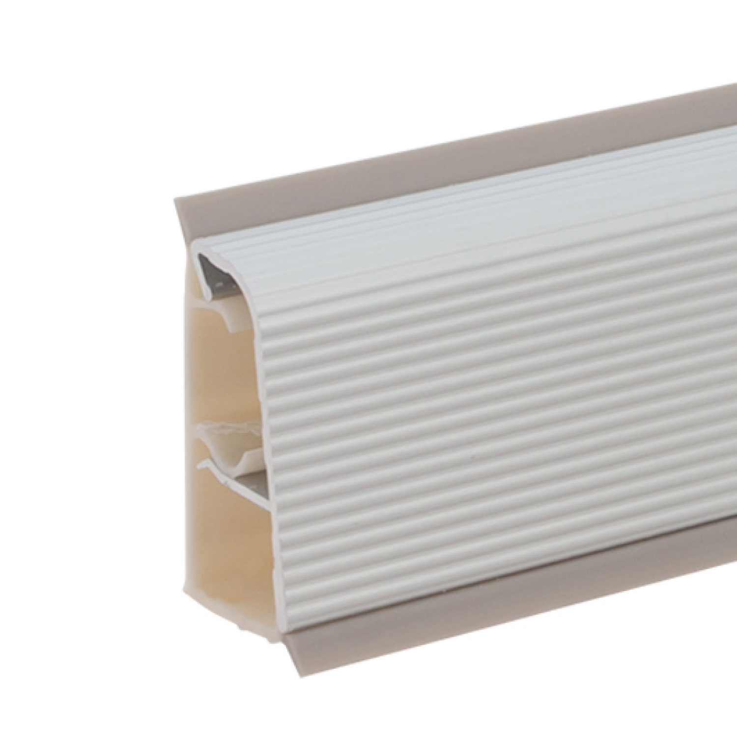 Профиль пристен.пласт. с алюм.накладкой L=5м