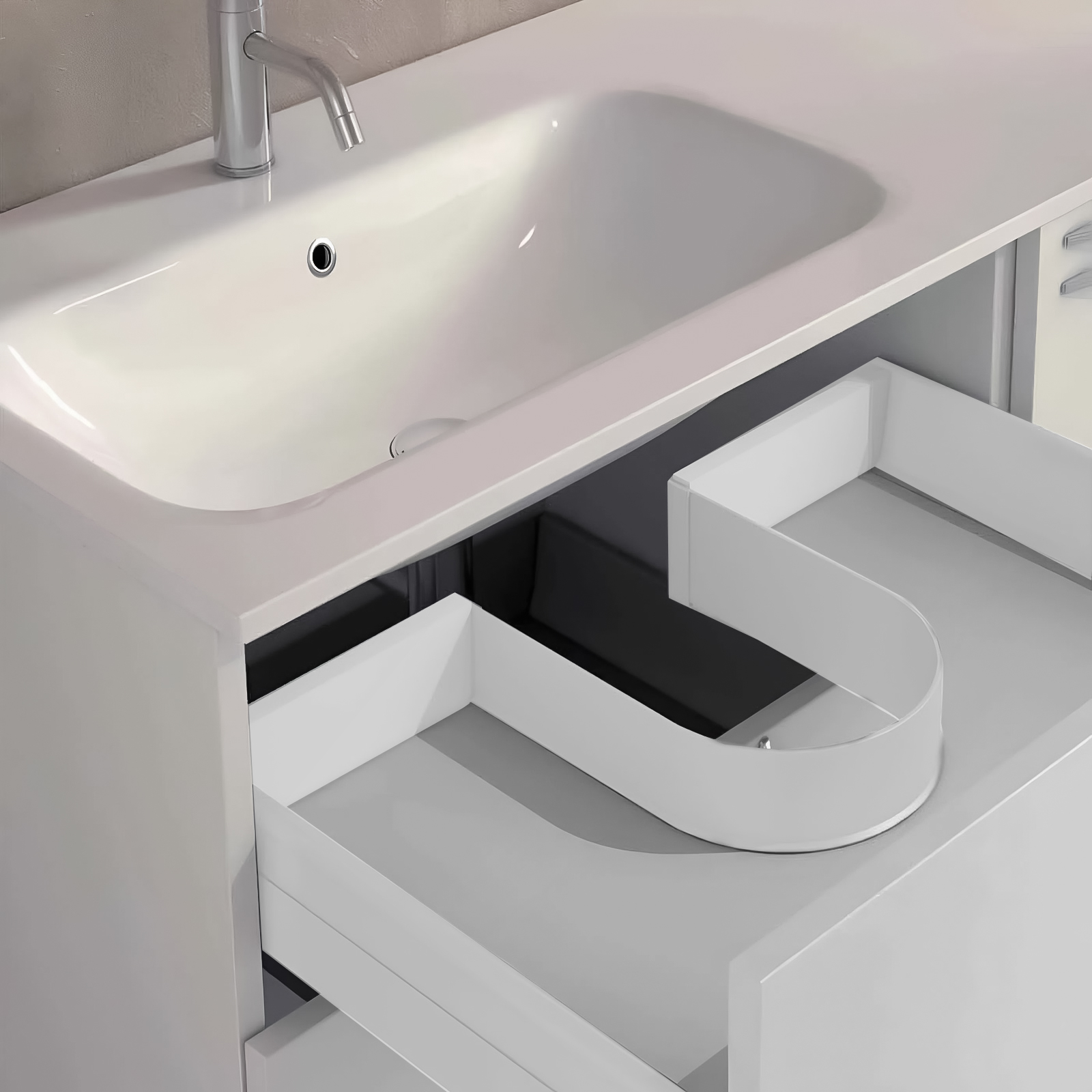 Профиль д/ящика под раковиной L=680мм, h=60мм, белый